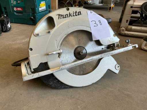 Makita 5903R Circular Saw Machine