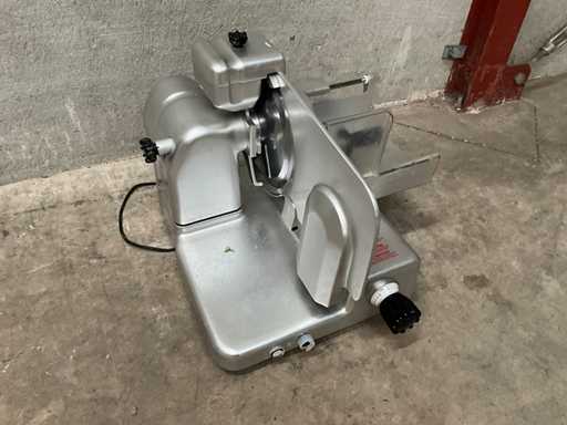 Kolossal – Schneidemaschine