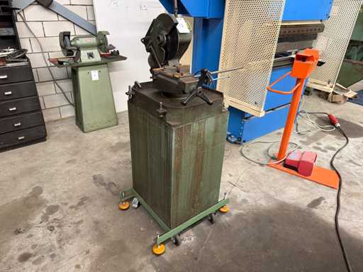 Huvema - Hu 250 - Crosscut circular saw machine