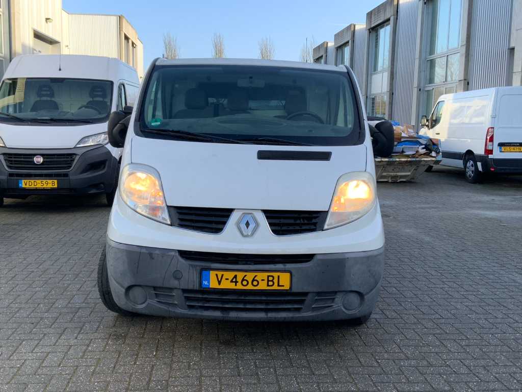 2013 best sale renault trafic