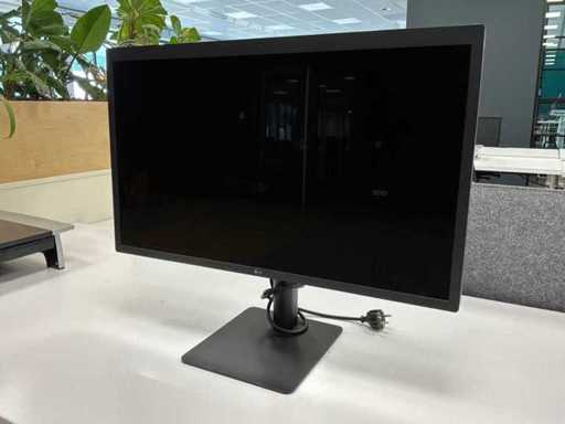 LG - 24MD4KL B 4K - Display