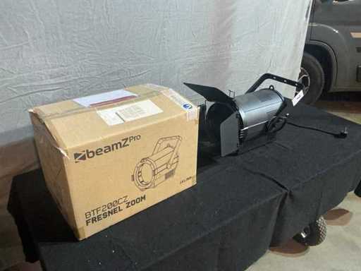 Beamz Pro BTF 200 CZ Projecteur RGB
