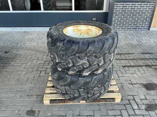 Pneu Alliance A-380 avec jante (2x)