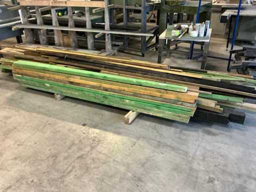Batch of various construction timber