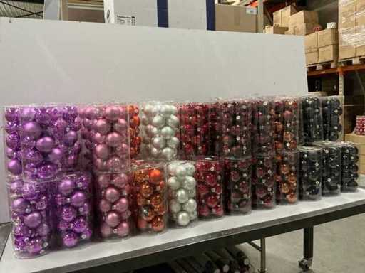 Série de différentes boules de Noël en verre 80mm 15/tube (64 tubes)