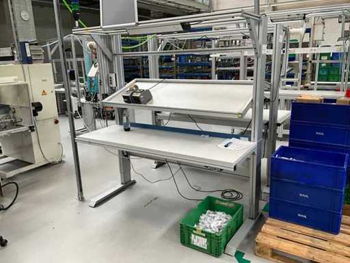 ITEM - Postazione di lavoro regolabile in altezza