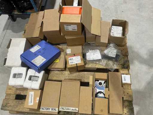 Batch of process control parts