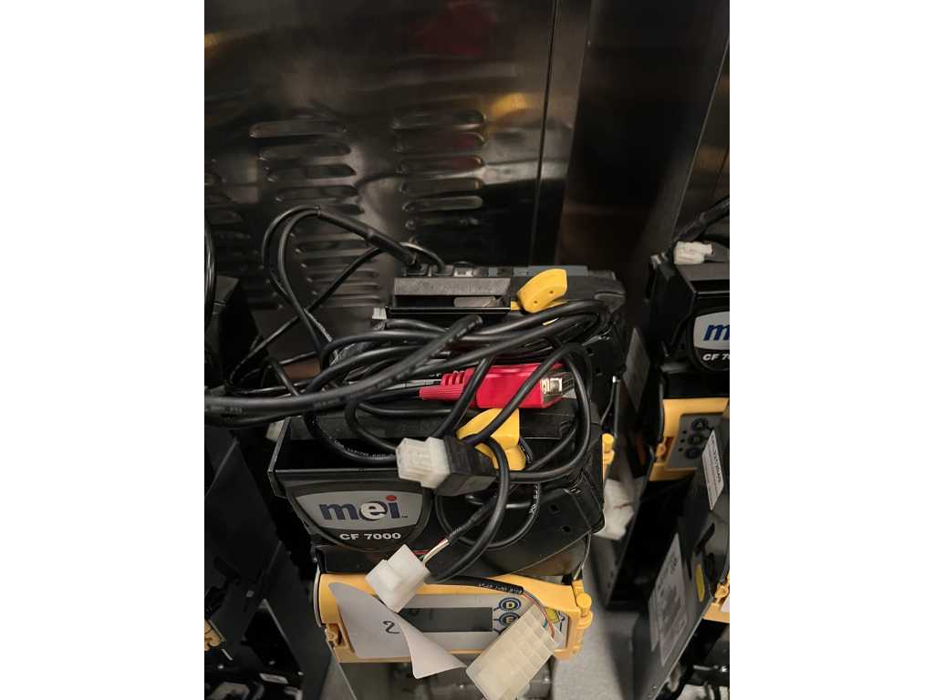 MEI - CF7000 - Automat vendingowy