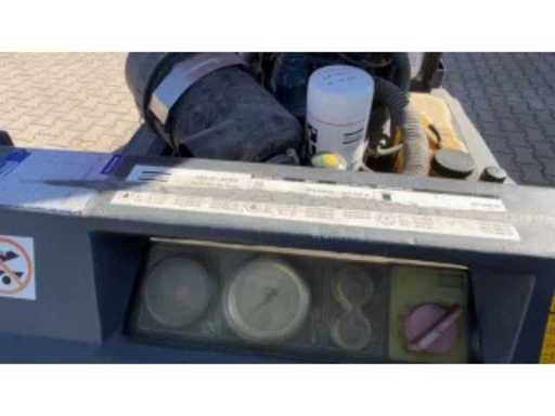 536e0c7d-22d5-4408-92d2-3f8996db1f7c.mp4