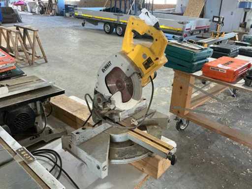 Dewalt DW701 Afkortcirkelzaagmachine
