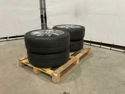 Pneu Michelin Pilot sport 4 Car 235/45 (4x)