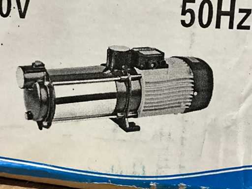 Aubia Various water pumps (3x)