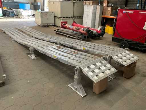 MilAirX Aluminum Ramp Set