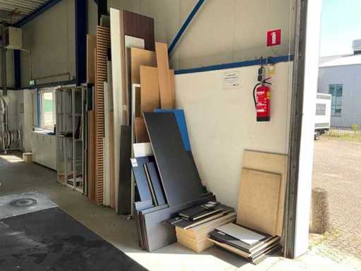Lotto di materiale in lama