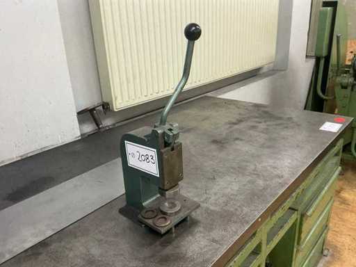 Toggle Press