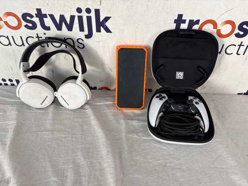  Sony DualSense Edge – PS5 controller | Xtorm Rugged 20000mAh – Powerbank | SteelSeries – Gaming headset