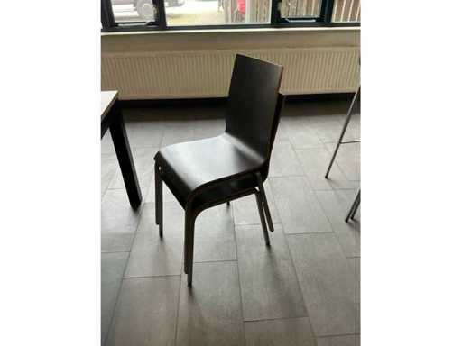 Table de cantine avec 10 chaises