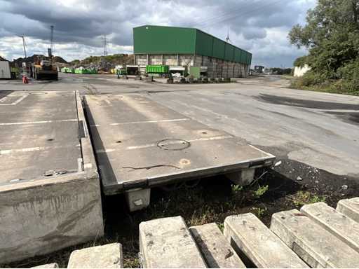 Bilanciai weighbridge without base with load cells.