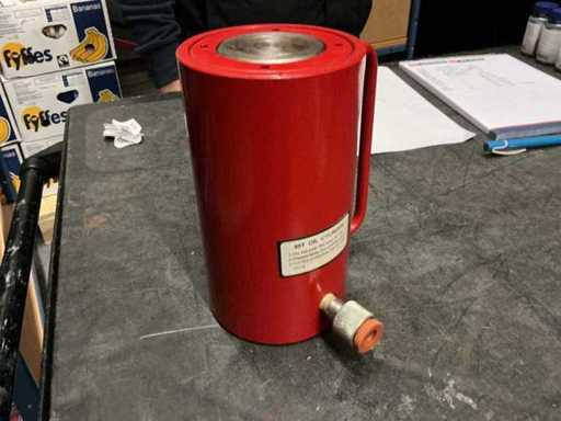 Cilindru hidraulic 40 de tone