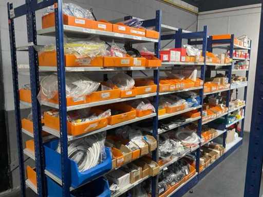 Parteinetzwerk und Audioverbindungsmaterial