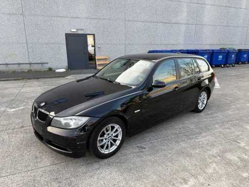 BMW - 2006 - 318 - BENZINE - Personenauto