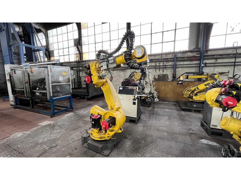 2002 Fanuc R-2000iA/165F Robot manipulacyjny