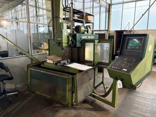 MAHO MH 600 E Tool Milling Machine
