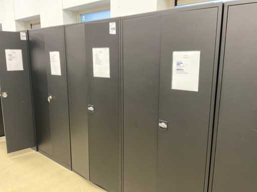 Manutan Dossierkast inclusief inhoud (2x)