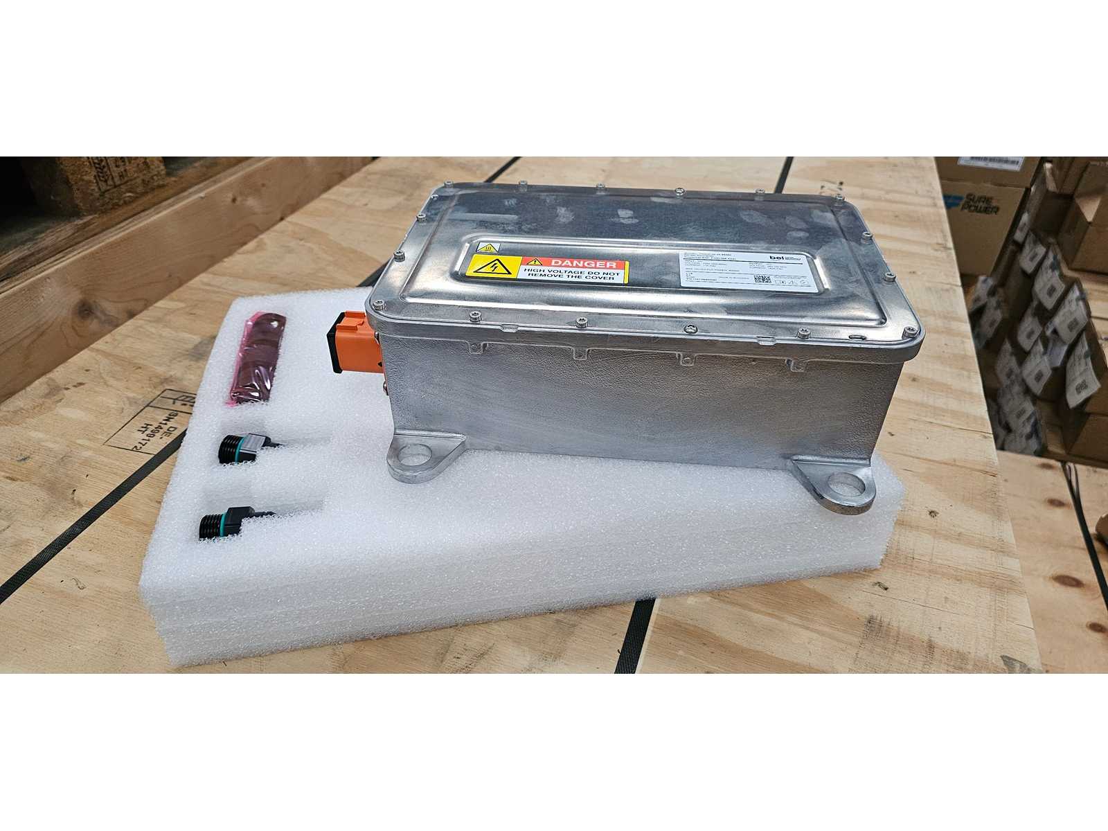 42x DC-DC Converter HV–24V – Bel Power Solutions 700DNC40-24-8S580