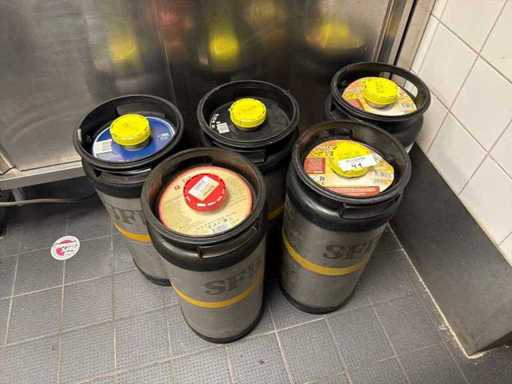 Volle bier fusten (5x)