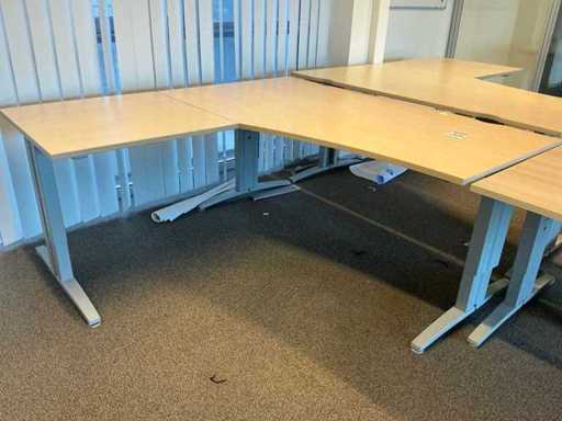 Corner Desk (2x)