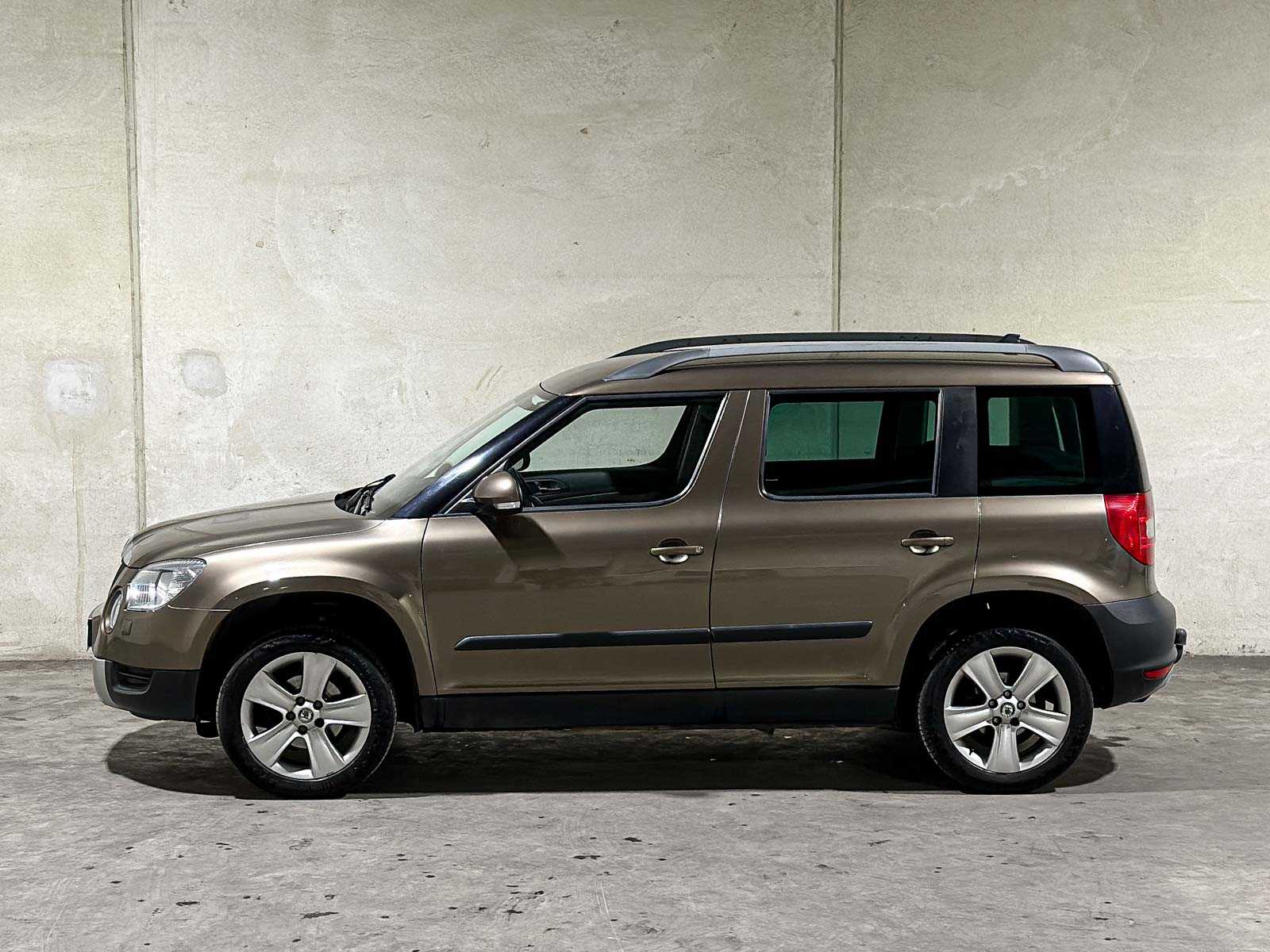 Skoda Yeti 1.2 TSI Tour 105pk 2013 (Origineel-NL), 01-ZJX-8