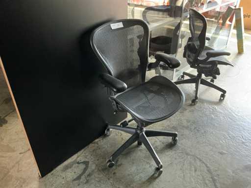 Krzes?o biurowe Herman Miller