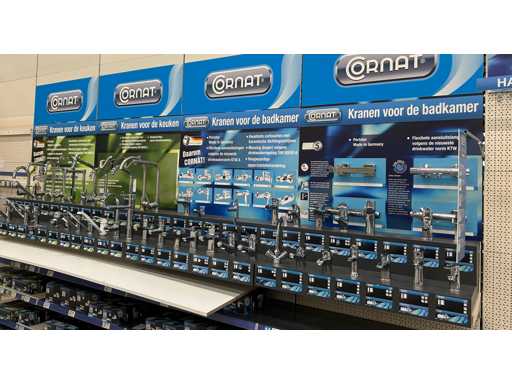 Display-Modell Ornat-Wasserhähne