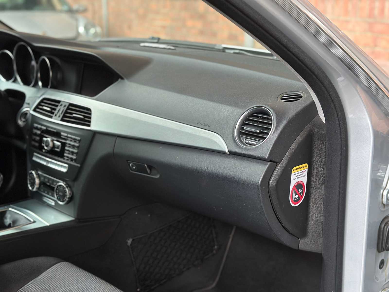 Mercedes-Benz C180 CDI Business Class Avantgarde 120pk 2013 C-klasse, 20-ZVX-8