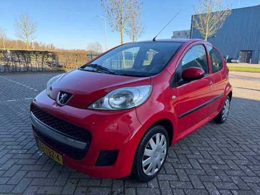 Peugeot 107 1.0 12V XS, 62-TBZ-4