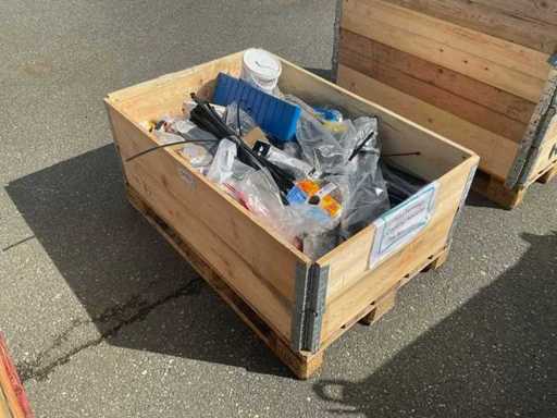 Diverse echipamente de operare, inclusiv legături de cablu