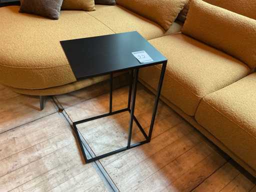 Table d’appoint métallique