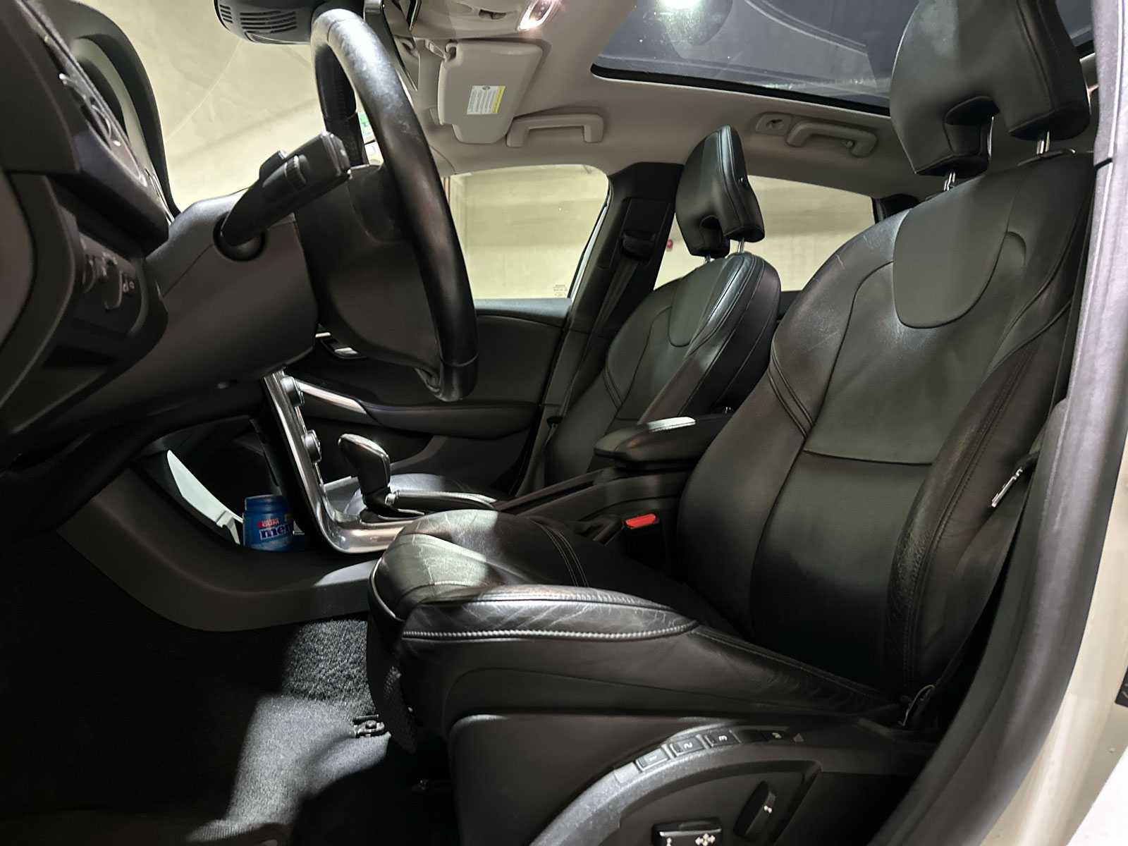 Volvo V40 2.0 D3 Summum 148pk 2012, L-445-XL