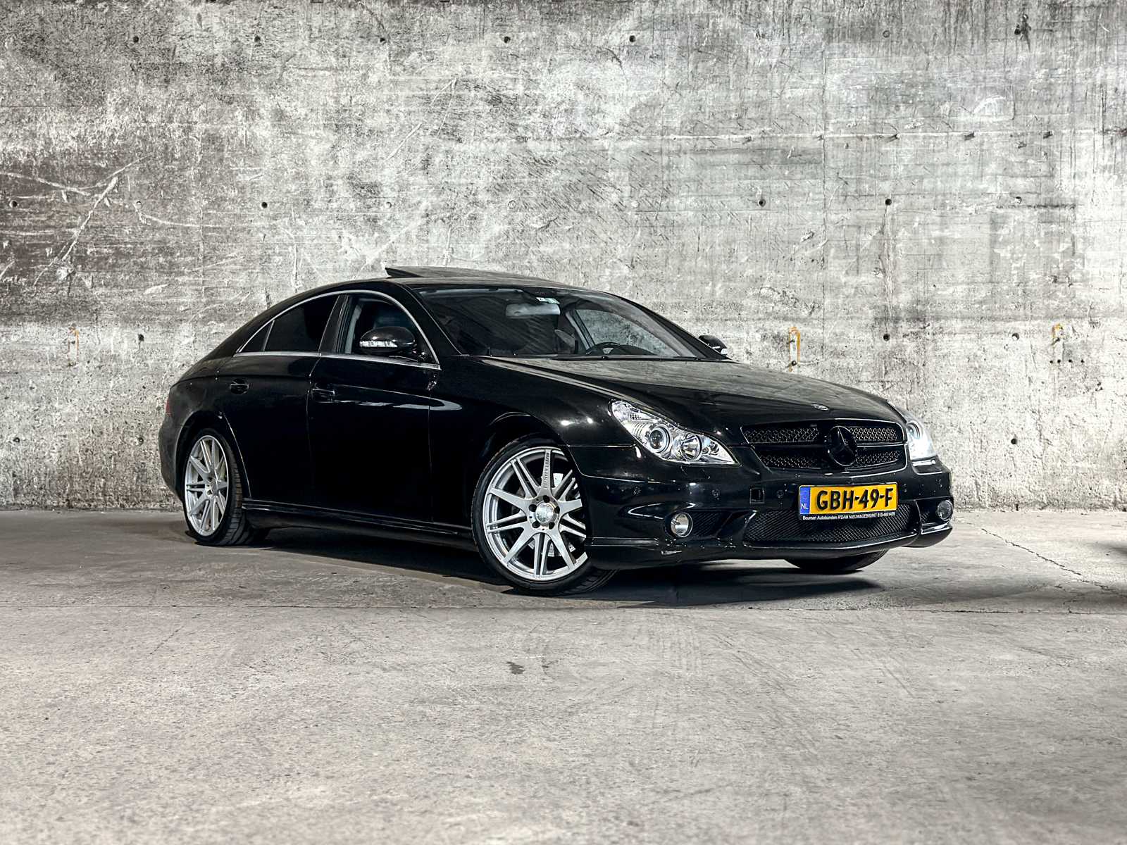 Mercedes-Benz CLS500 AMG 5.0 V8 306pk 2005 CLS-klasse Youngtimer, GBH-49-F