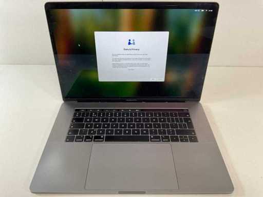 Apple MacBook Pro 15.4", Core(TM) i9 8th Gen, 32 GB RAM, SSD de 500 GB, laptop AMD Radeon Pro 560X 4 GB