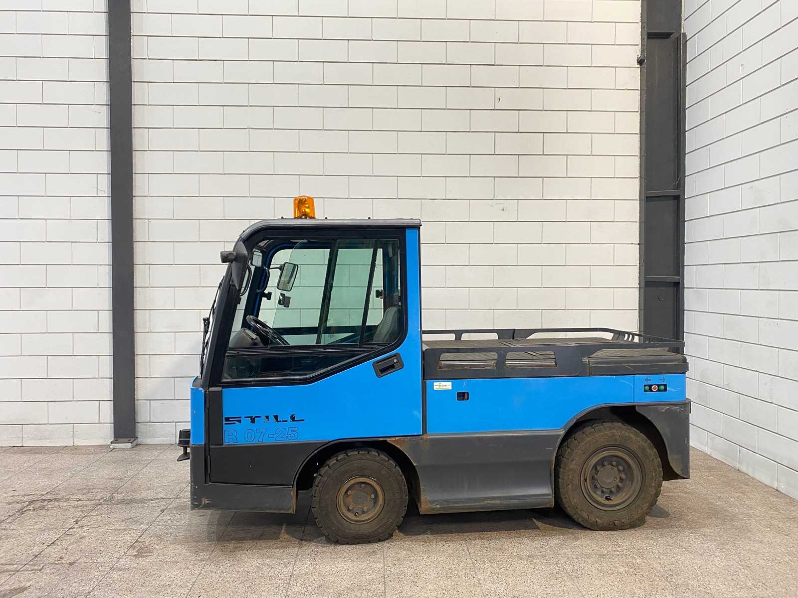 Still – 2009 – R07-25 – Industrial tractor