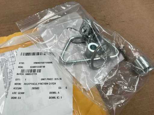 Friction catch receptacle