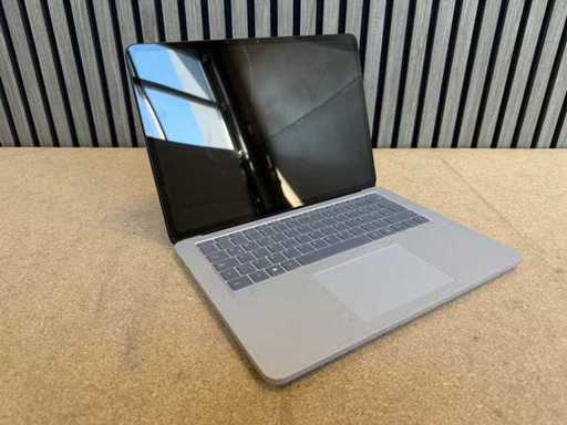 Microsoft Surface Laptop studio