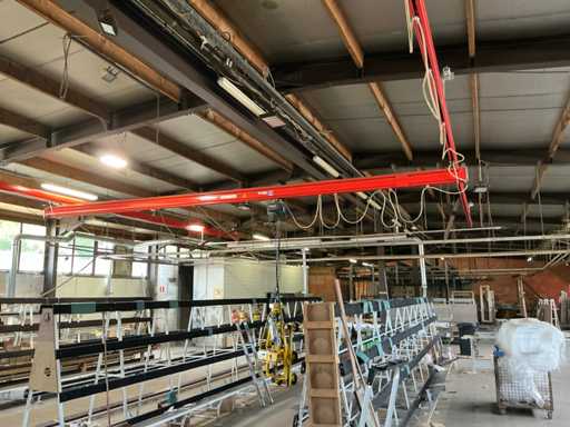 Sistema di binari Demag con paranco