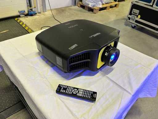 Epson EB-G7905U - LCD-Projektor, 7.000 ANSI-Lumen inkl. Optik