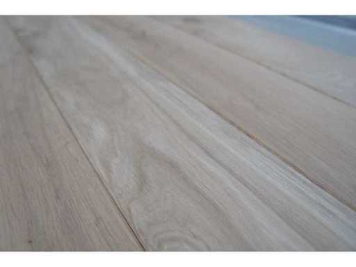 26,31 m² Parchet masiv de stejar 15mm