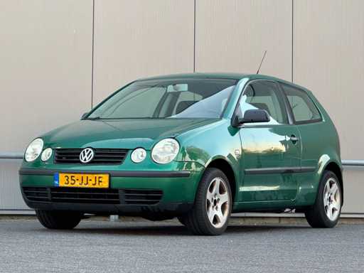 Volkswagen - 2002 - Polo - 1.4-16V - 35-JJ-JF