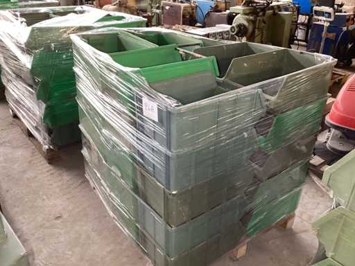 Stackable plastic crates