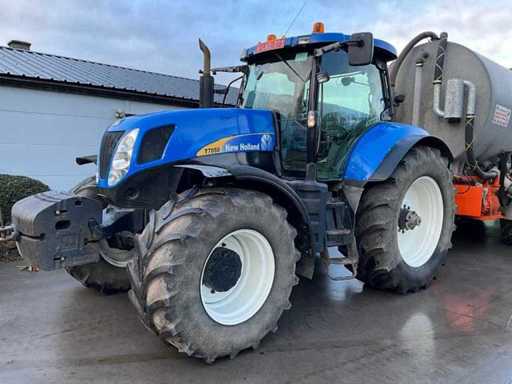 Tractor agricol New Holland T7050 4WD SA cu tracțiune integrală 2007
